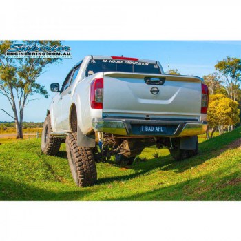 Kit elevación Superior Engineering +10cm Nissan Navara D23 2015-2022